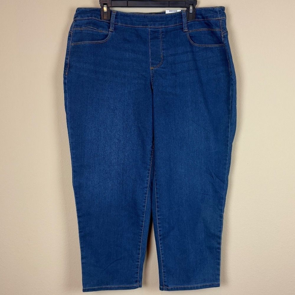 NWT Time and Tru Relaxed Fit Stretch Cotton Blend Denim Jeans; Size XL Petite